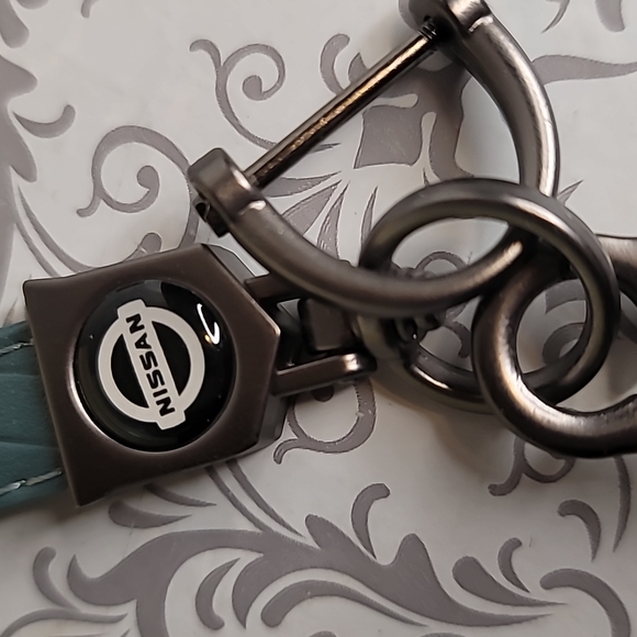 📢FREE WITH ANY PURCHASE Nissan Key Fob Cover premium Protection - Picture 9 of 12
